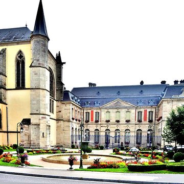 Palais abbatial de Remiremont