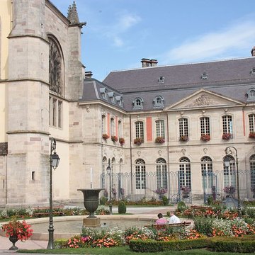 Palais abbatial de Remiremont