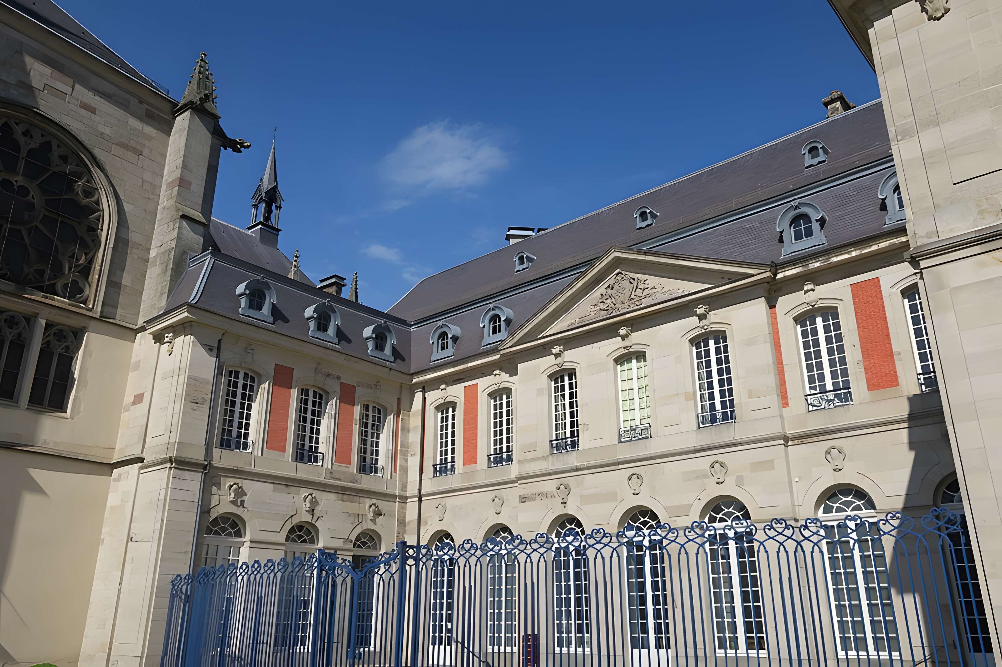 Palais abbatial de Remiremont