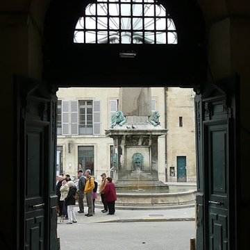 Palais archiépiscopal dArles