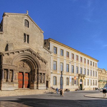 Palais archiépiscopal dArles