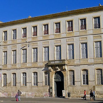 Palais archiépiscopal dArles
