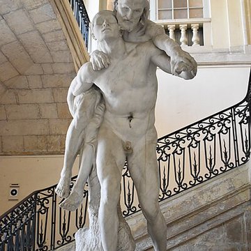 Palais archiépiscopal dArles