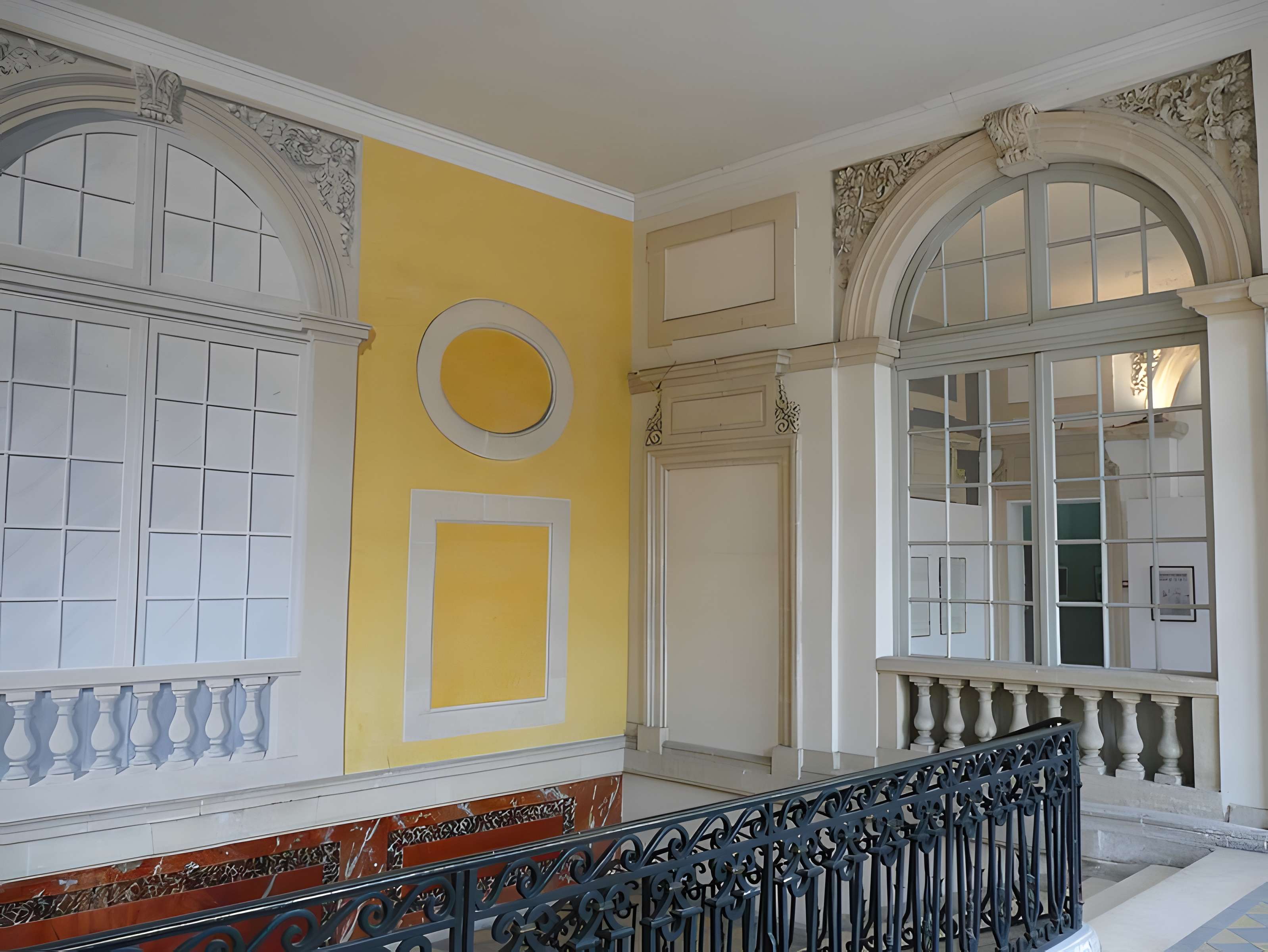 Palais archiépiscopal d'Arles