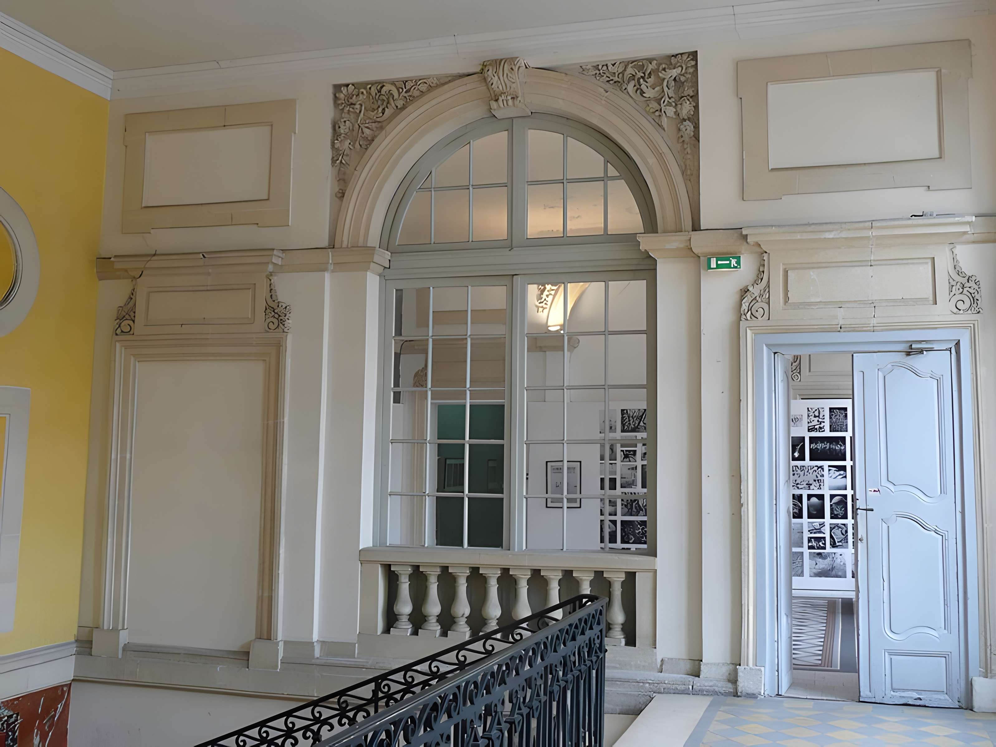 Palais archiépiscopal d'Arles