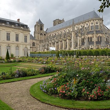Palais archiépiscopal de Bourges