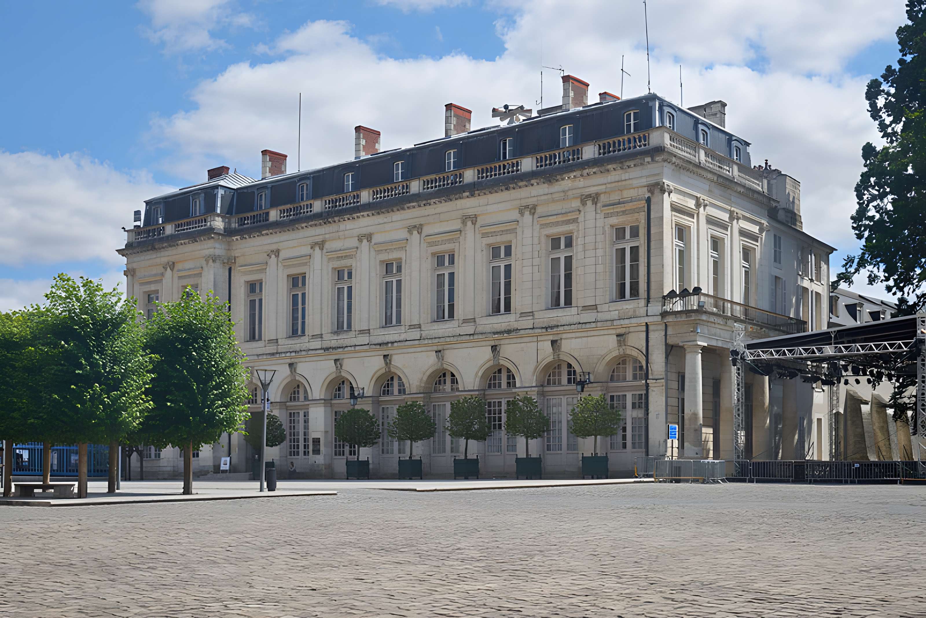 Palais archiépiscopal de Bourges