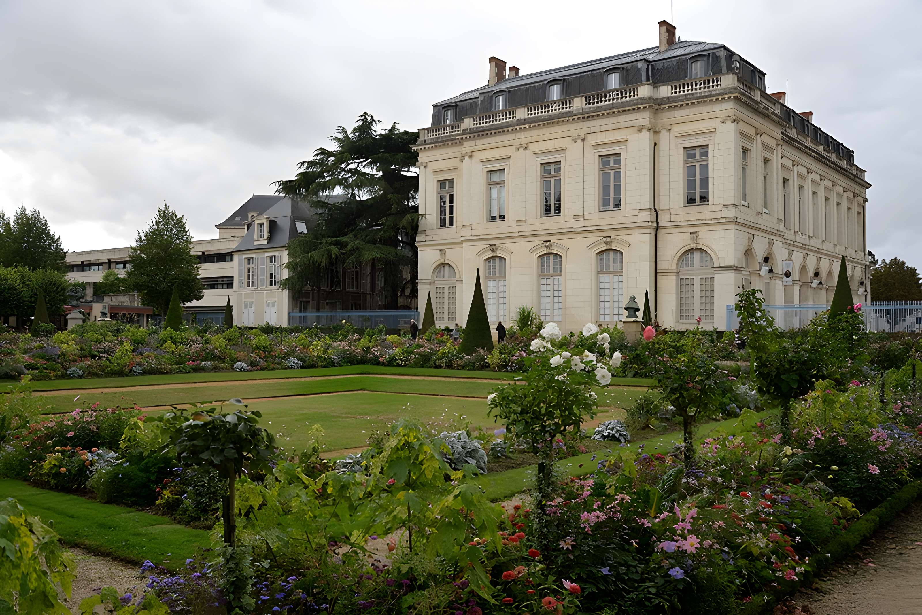 Palais archiépiscopal de Bourges
