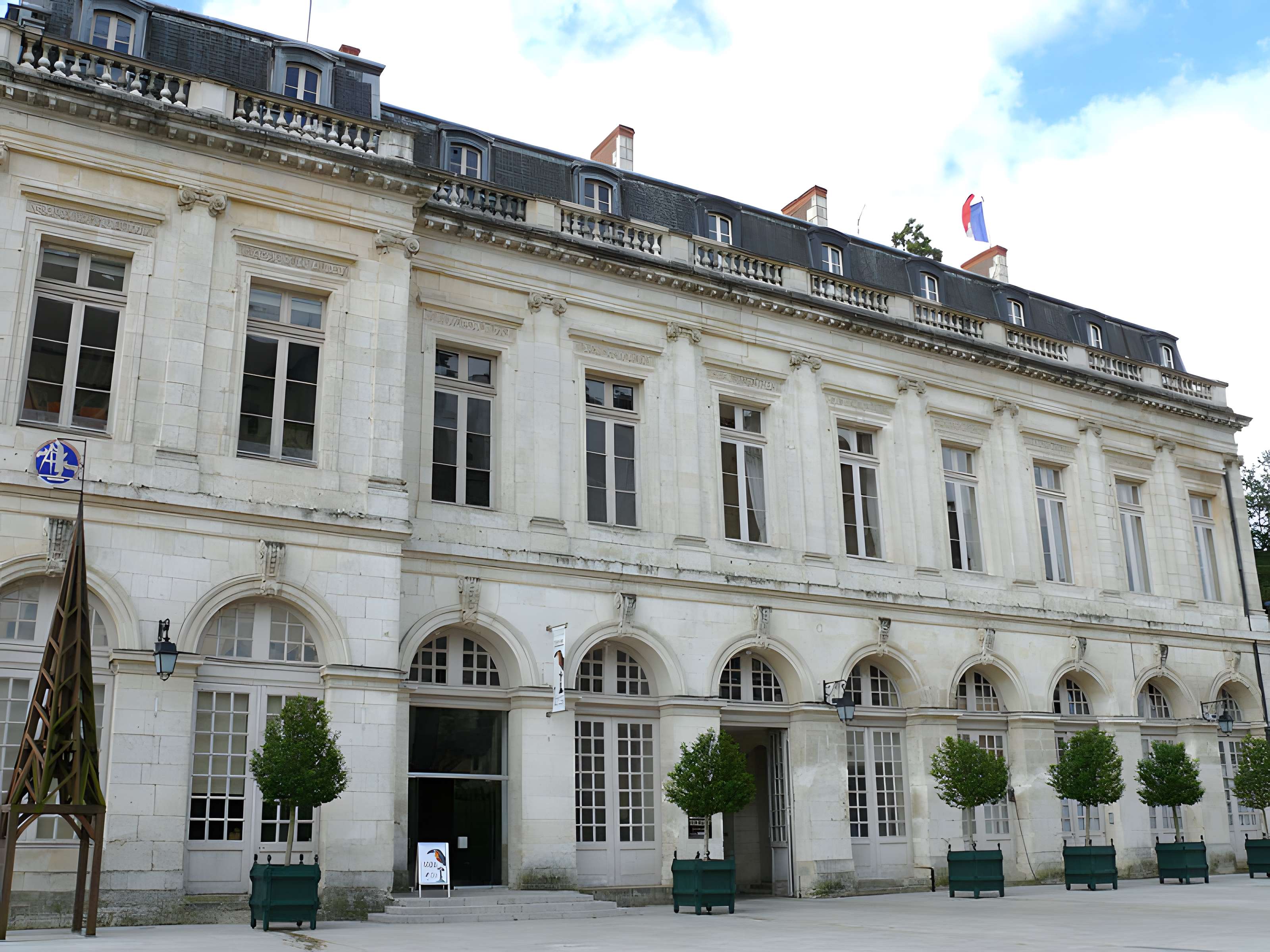 Palais archiépiscopal de Bourges