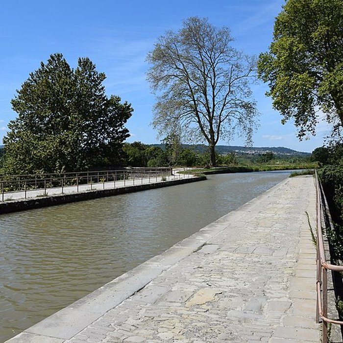 Photo de Canal du Midi : Pont-canal de lOrbiel