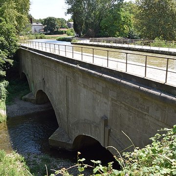 Canal du Midi : Pont-canal de lOrbiel