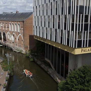 Palais de justice de Douai