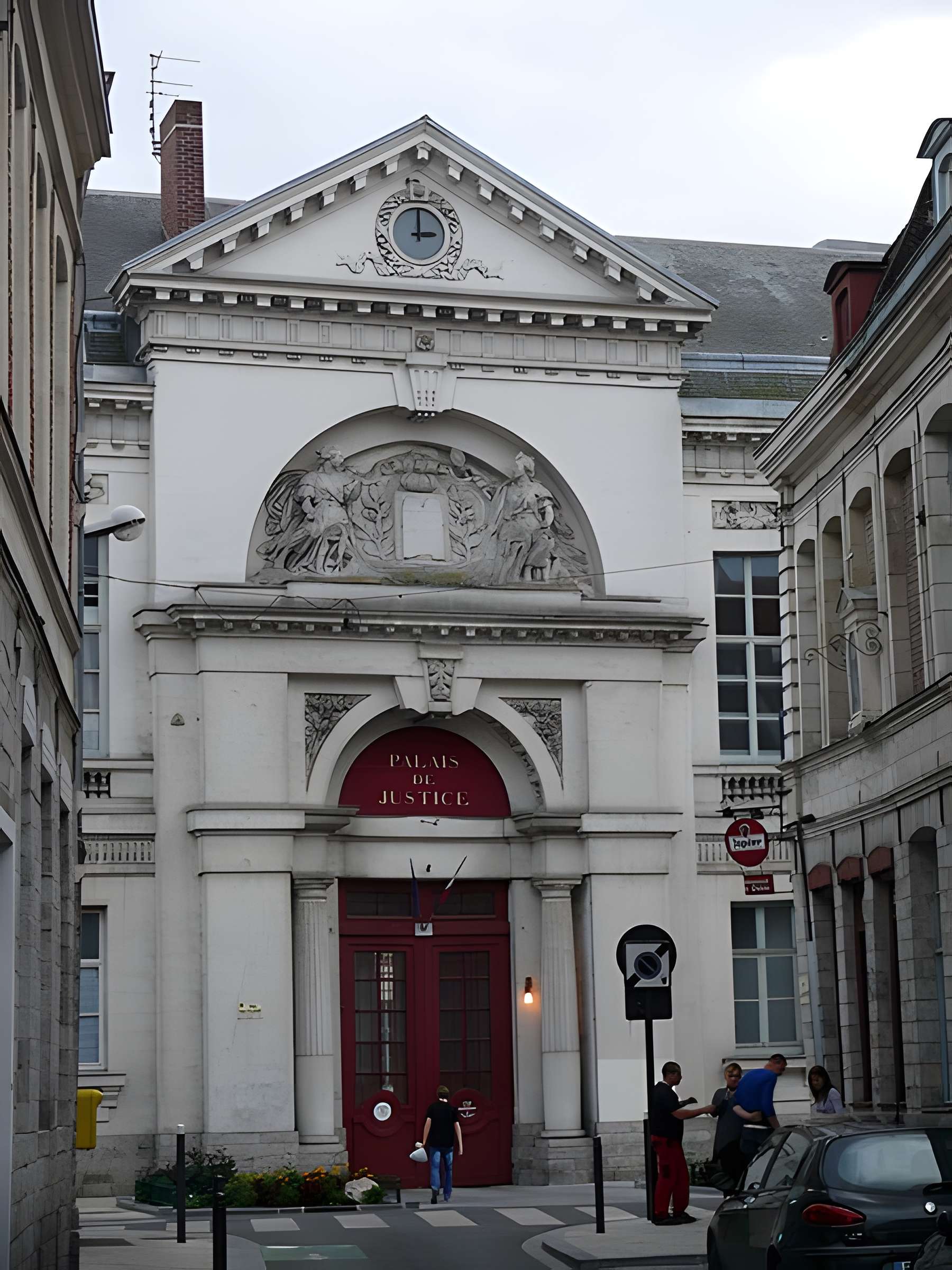 Palais de justice de Douai