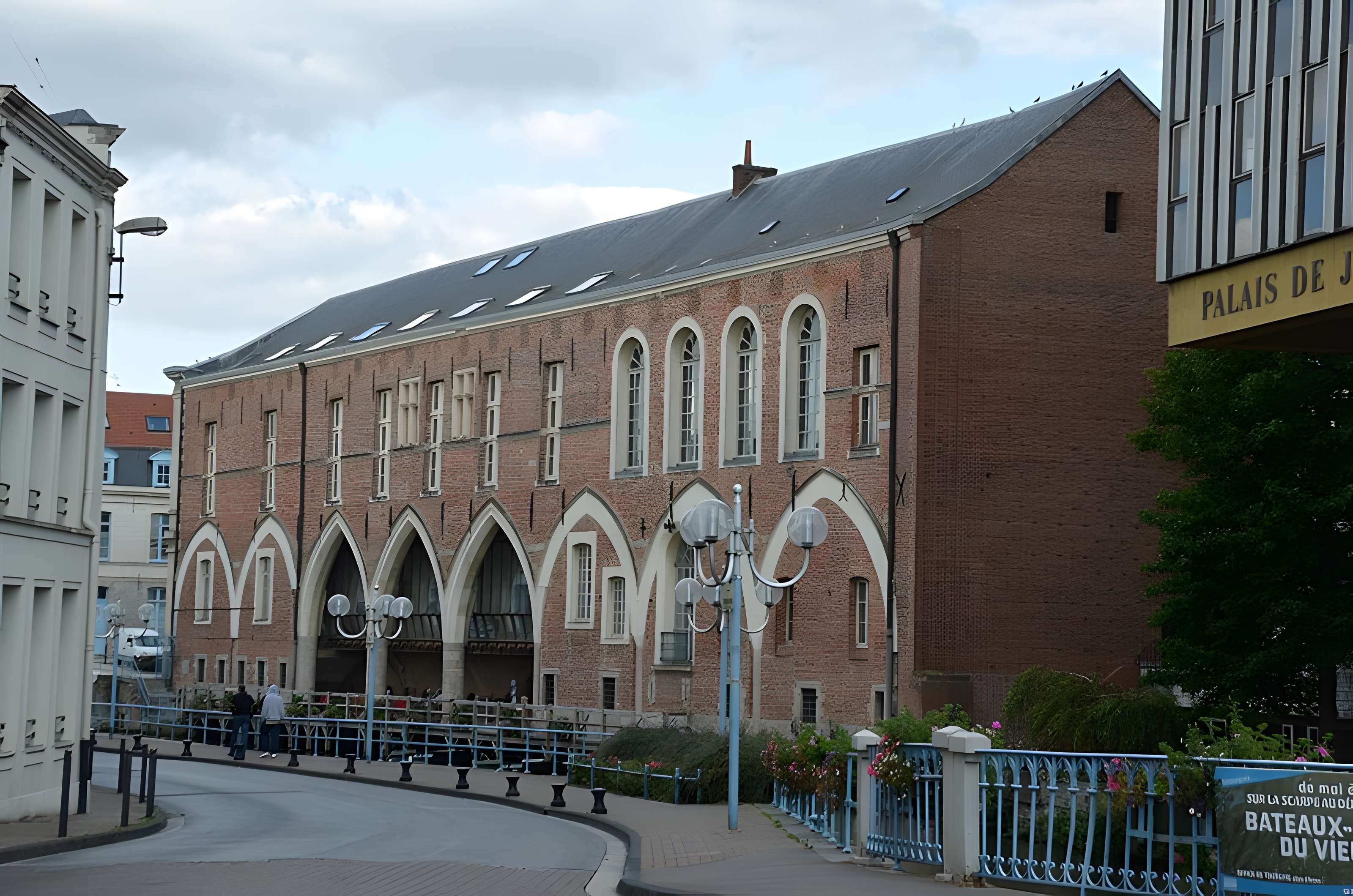 Palais de justice de Douai