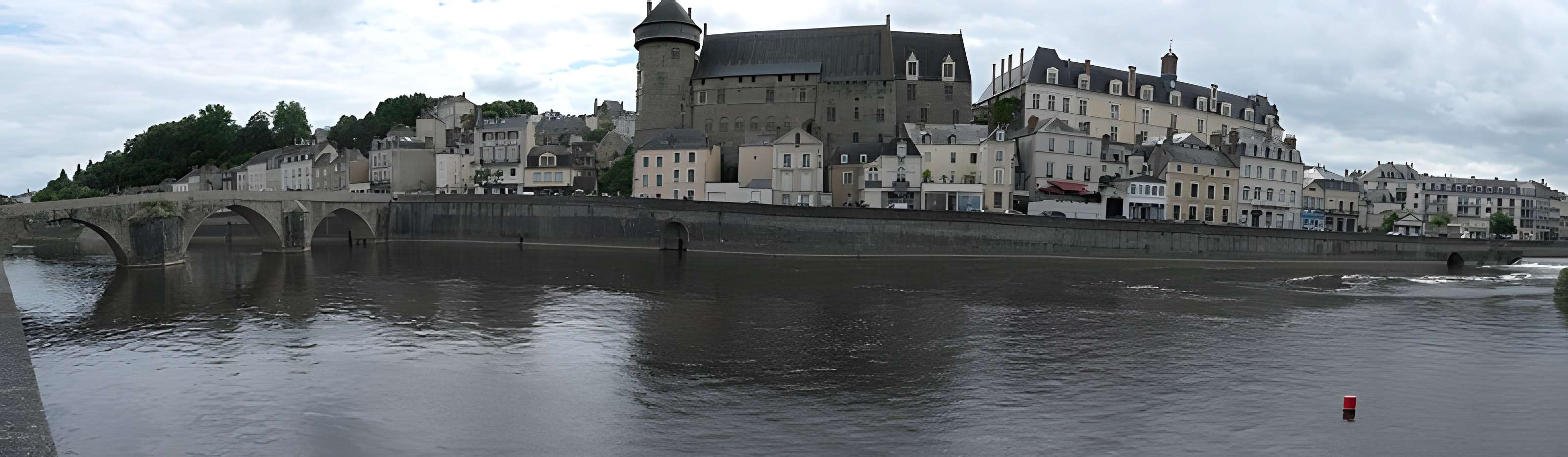 Palais de justice de Laval