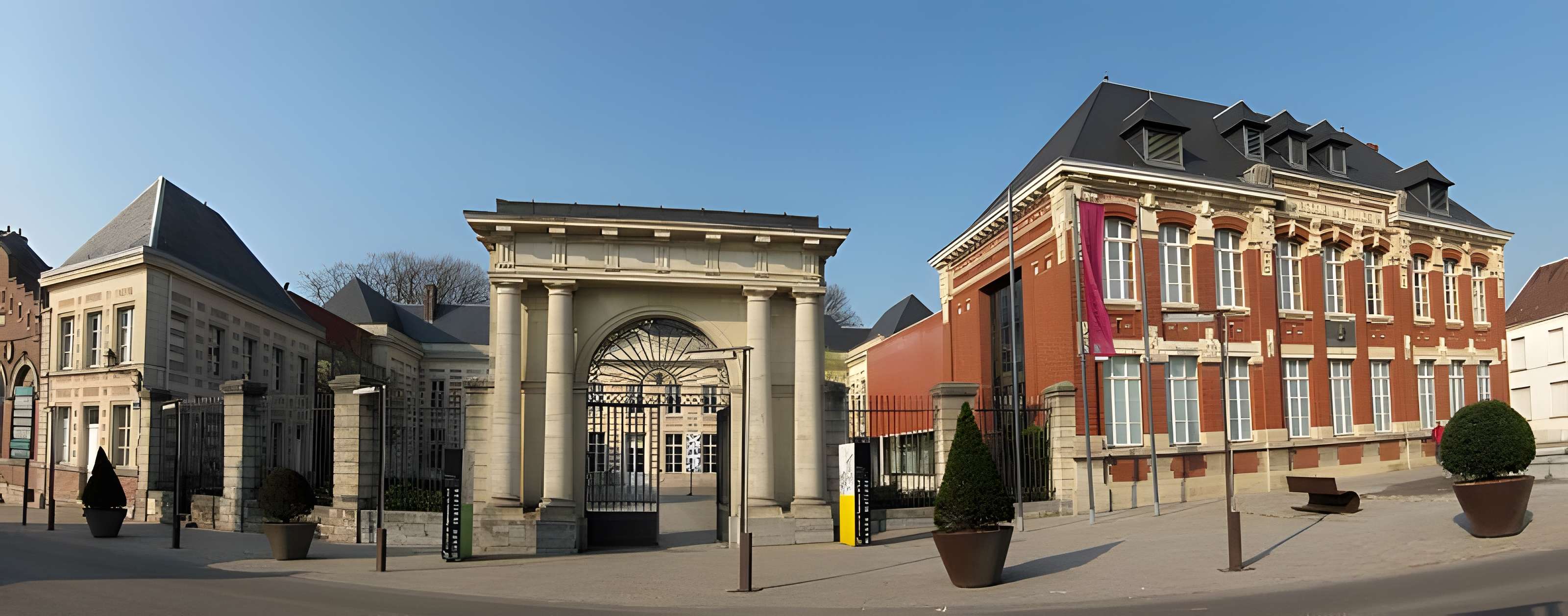 Ancien Palais des Archevêques de Cambrai ou Palais Fénelon