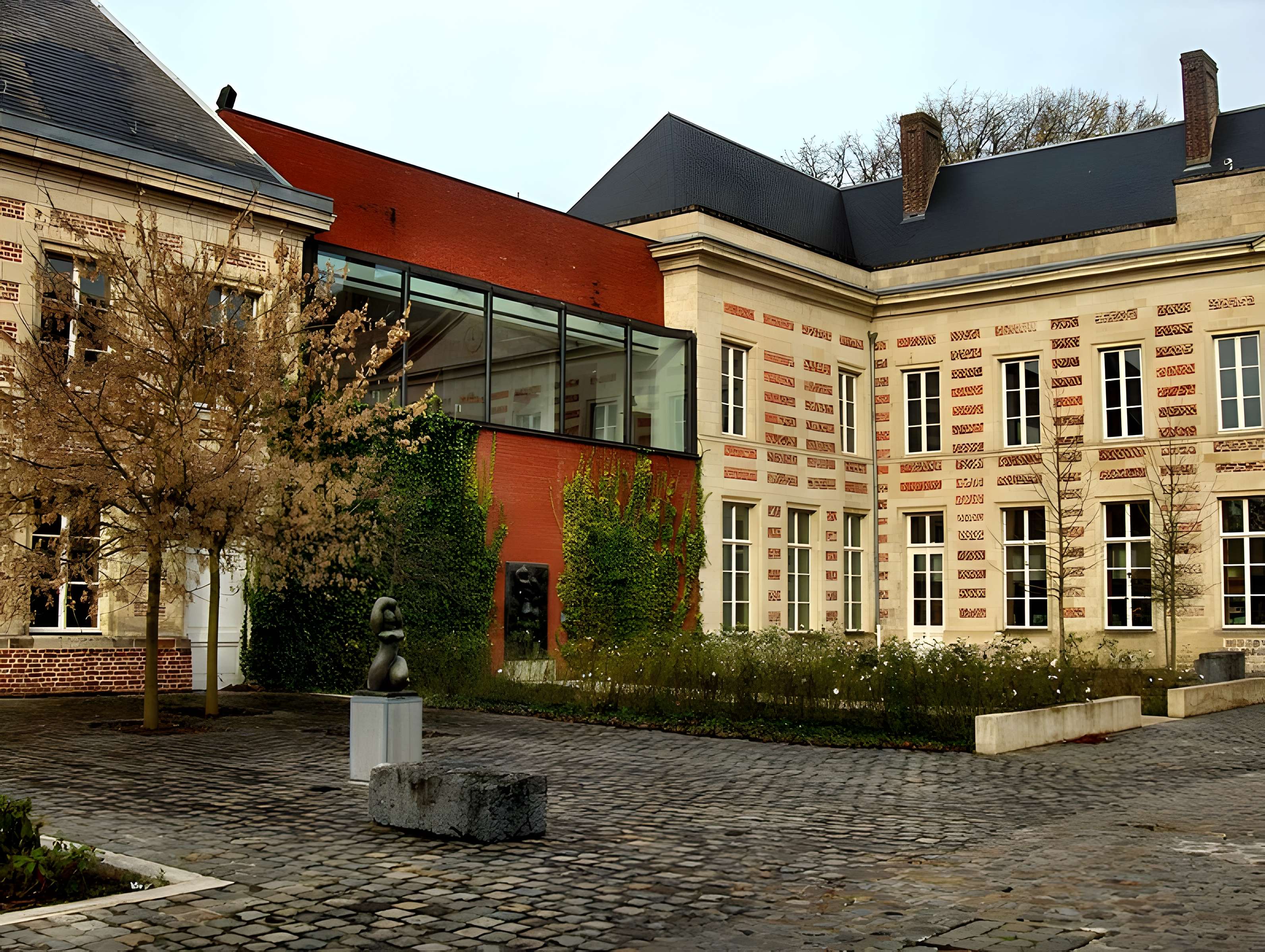 Ancien Palais des Archevêques de Cambrai ou Palais Fénelon