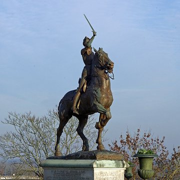 Palais épiscopal de Blois