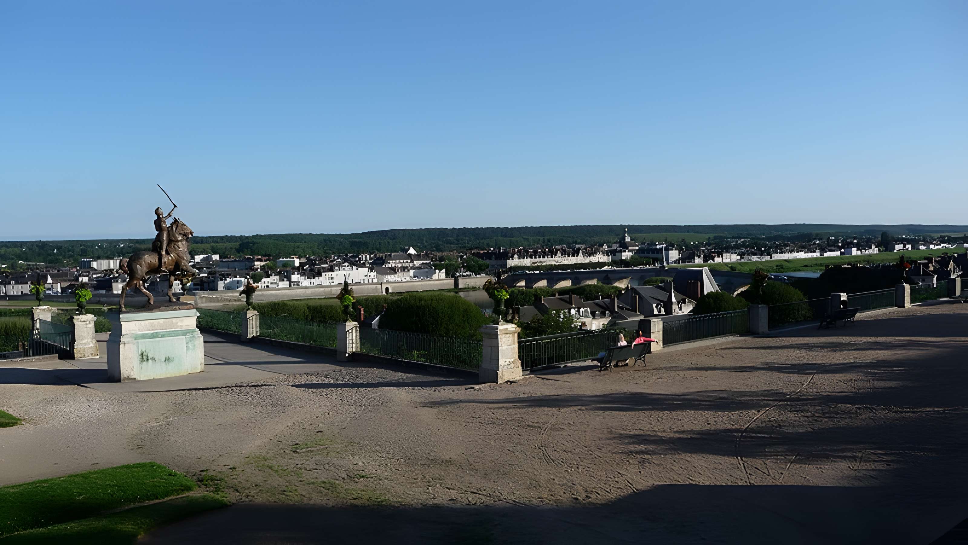 Palais épiscopal de Blois