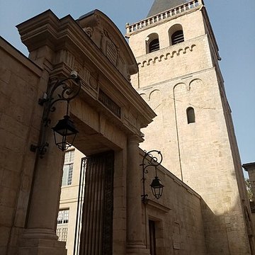 Palais épiscopal de Castres