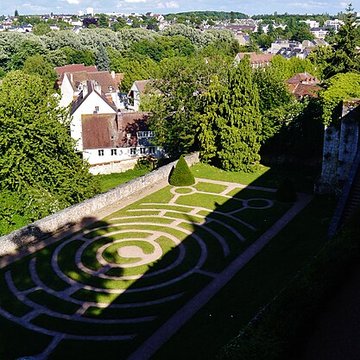 Palais épiscopal de Chartres