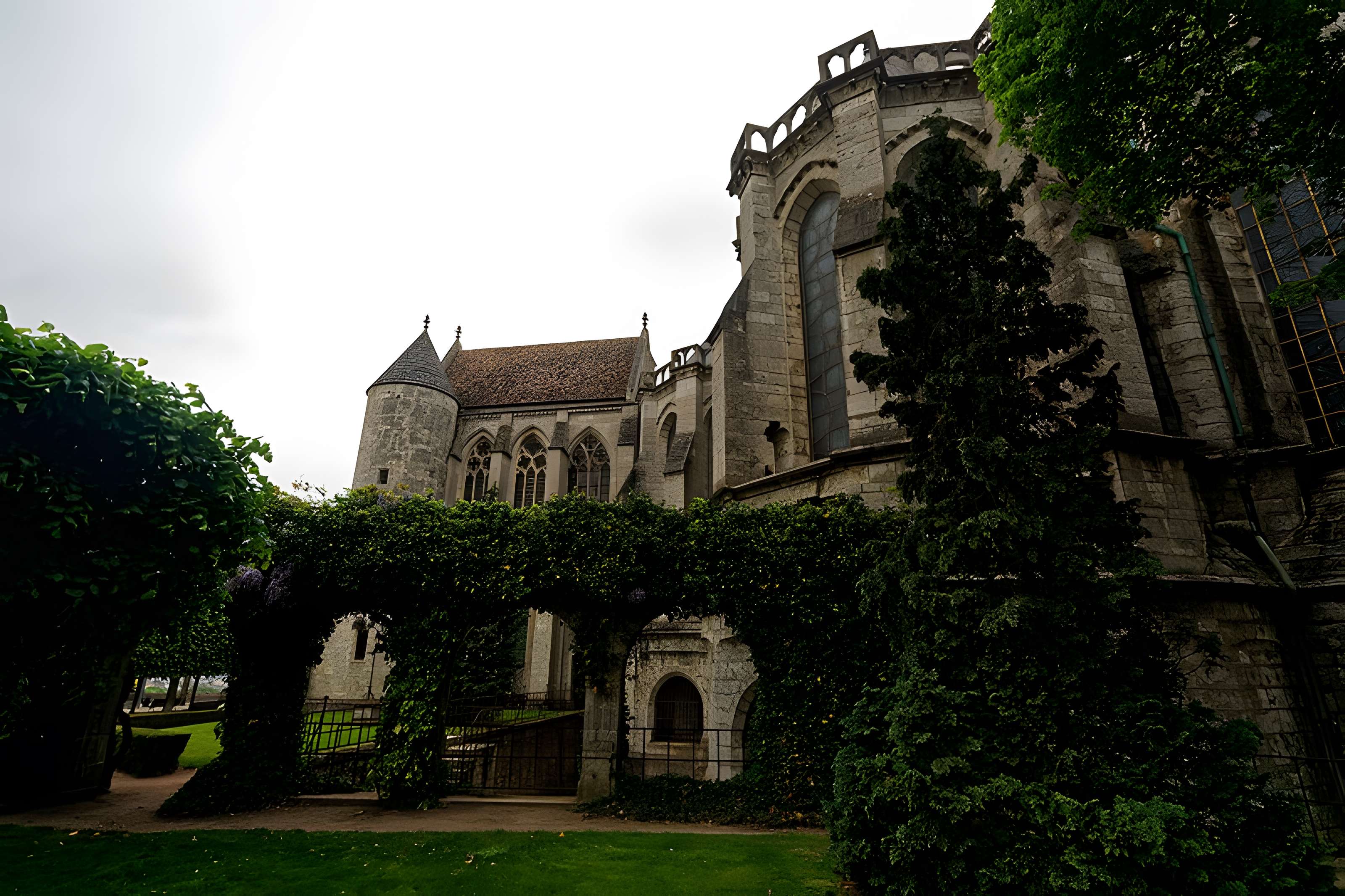 Palais épiscopal de Chartres