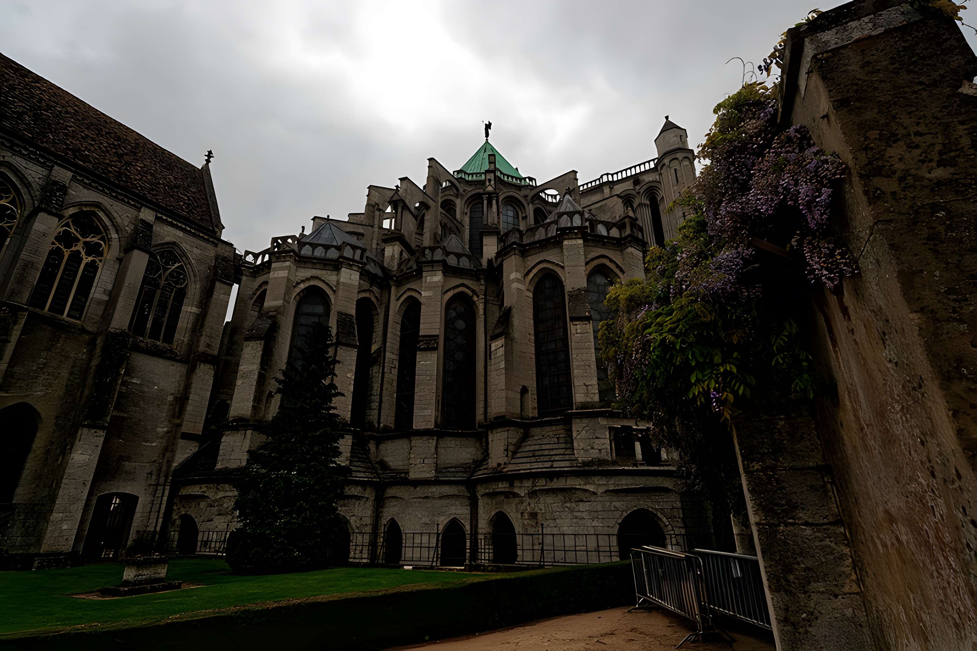 Palais épiscopal de Chartres