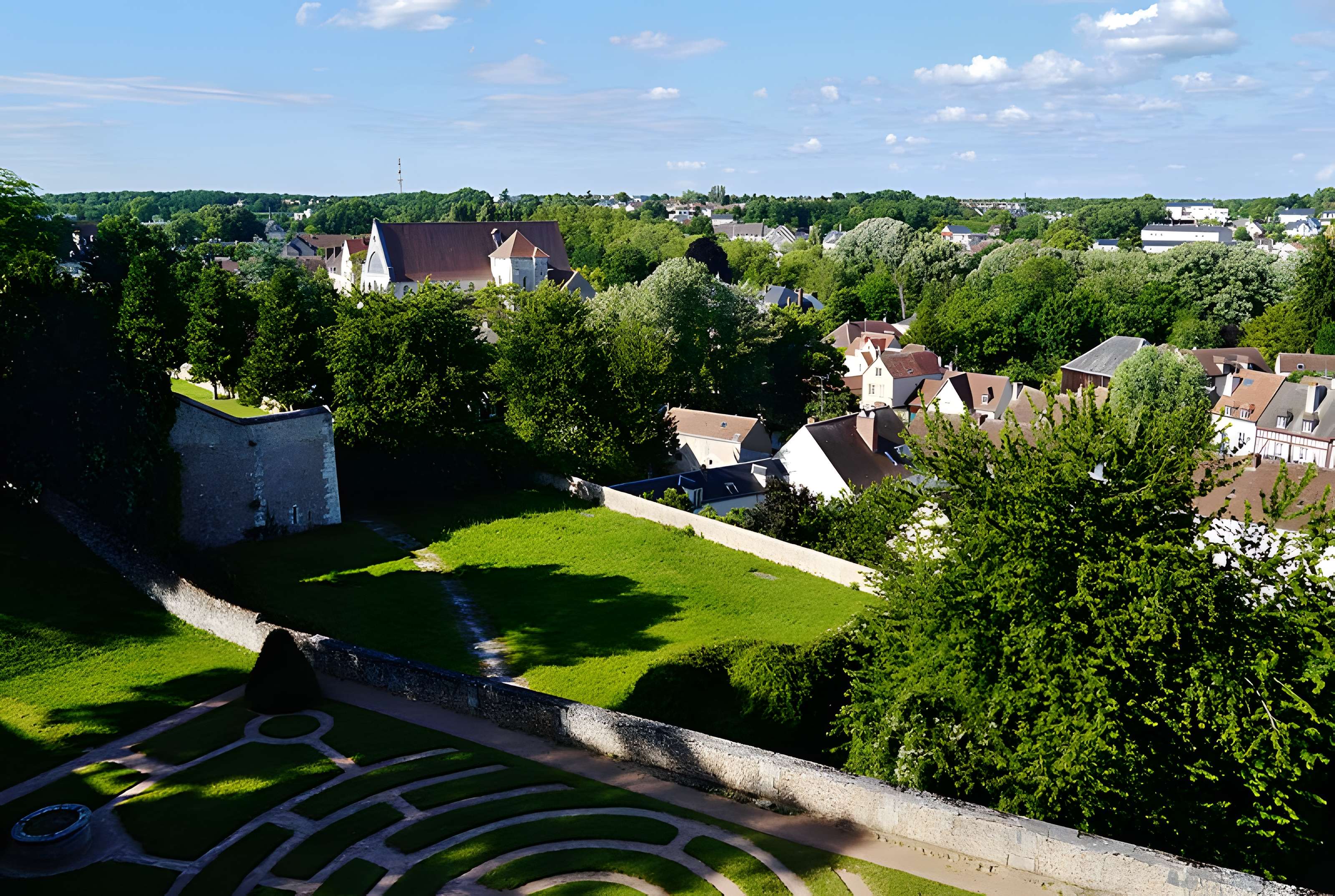 Palais épiscopal de Chartres
