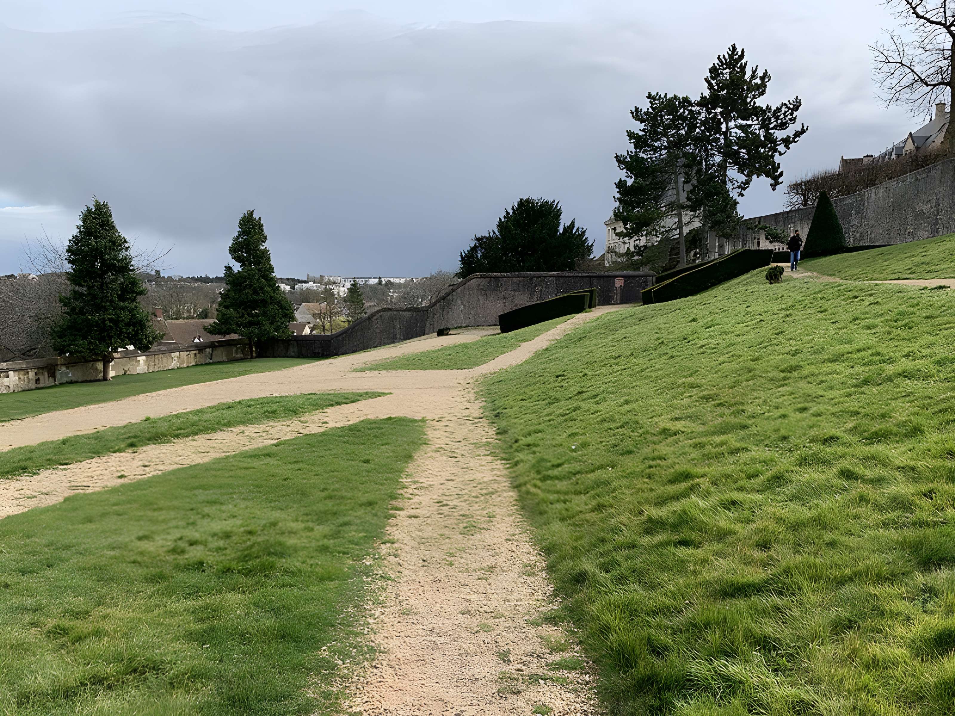 Palais épiscopal de Chartres