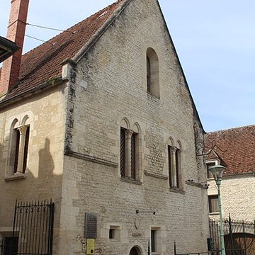 Palais épiscopal de Cosne-Cours-sur-Loire