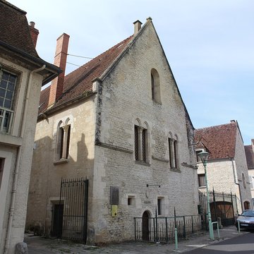 Palais épiscopal de Cosne-Cours-sur-Loire