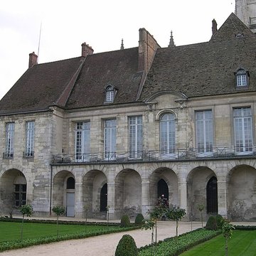Palais épiscopal de Meaux