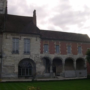 Palais épiscopal de Meaux