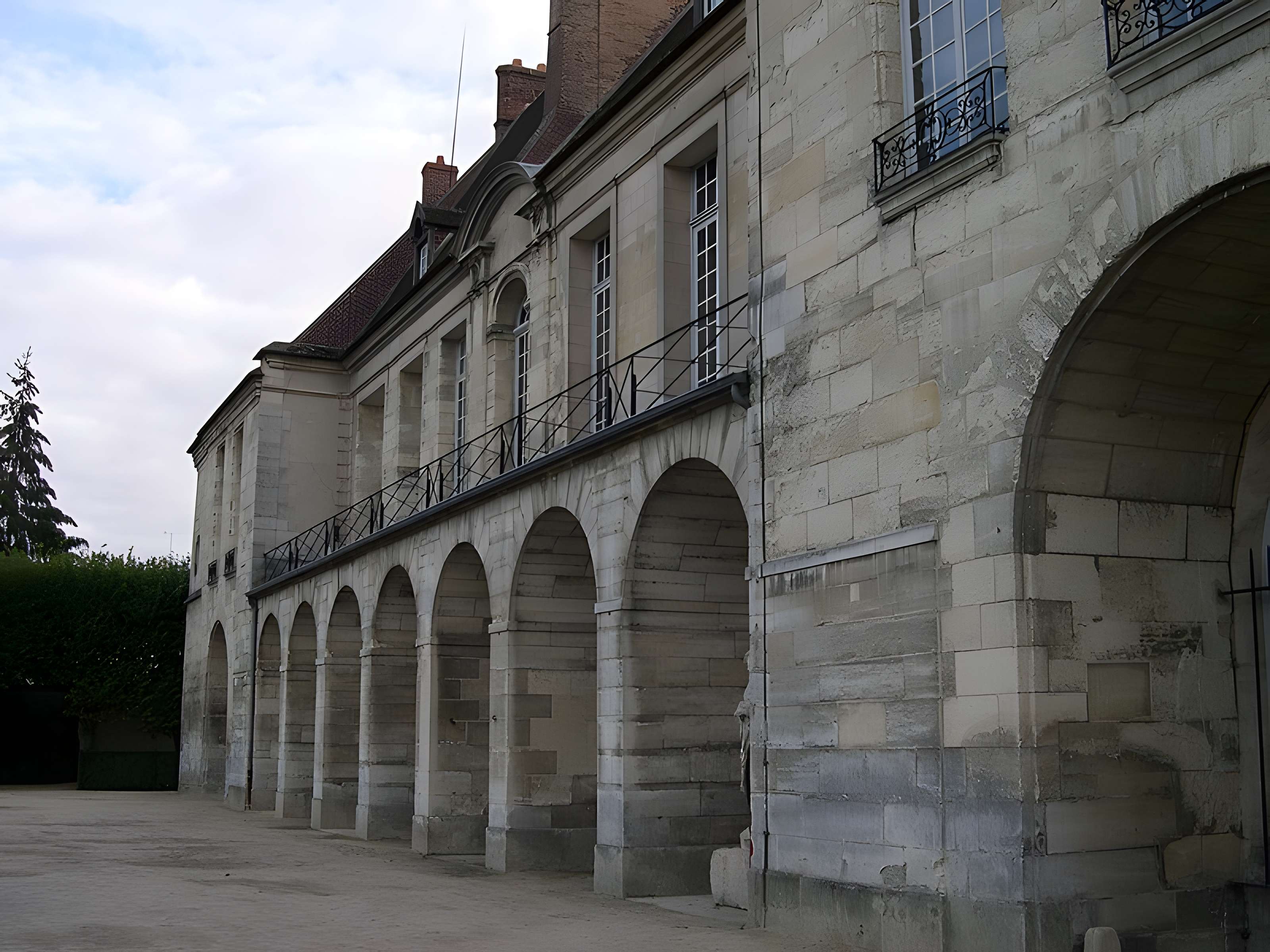 Palais épiscopal de Meaux