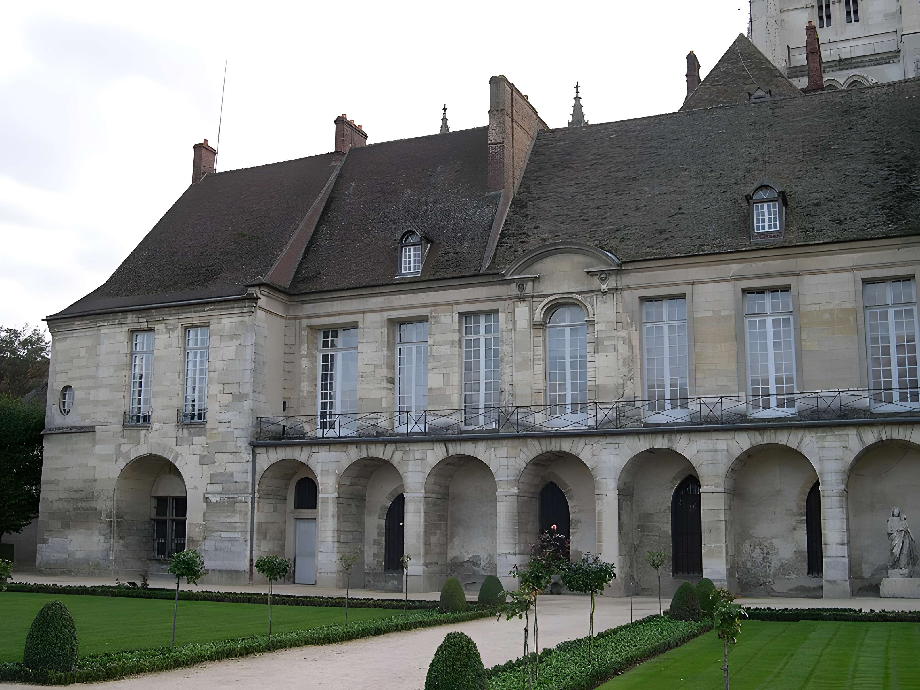 Palais épiscopal de Meaux