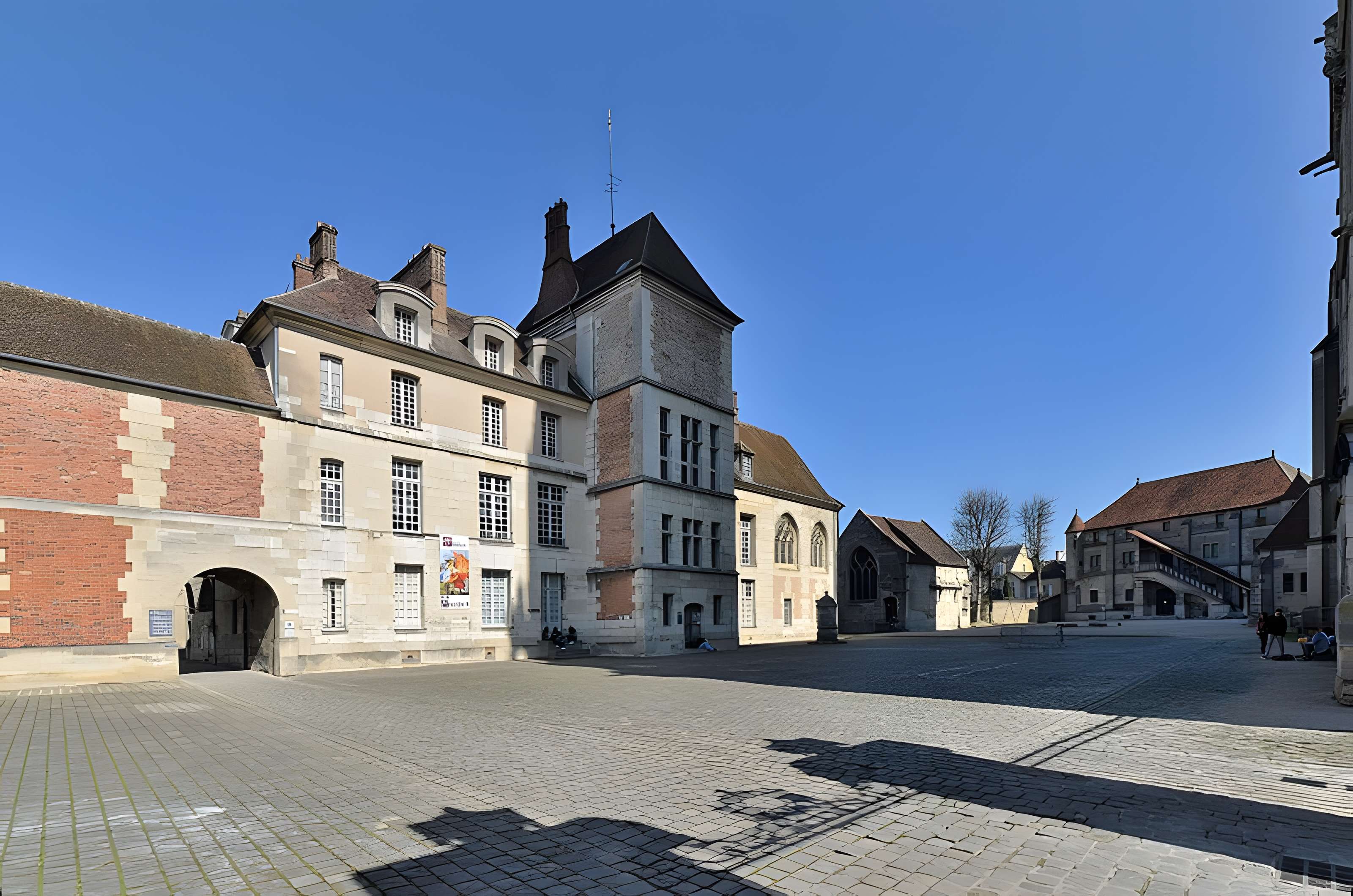 Palais épiscopal de Meaux