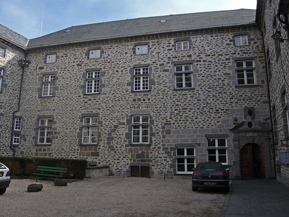 Palais épiscopal de Saint-Flour