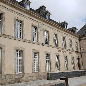 Palais épiscopal de Saint-Pol-de-Léon