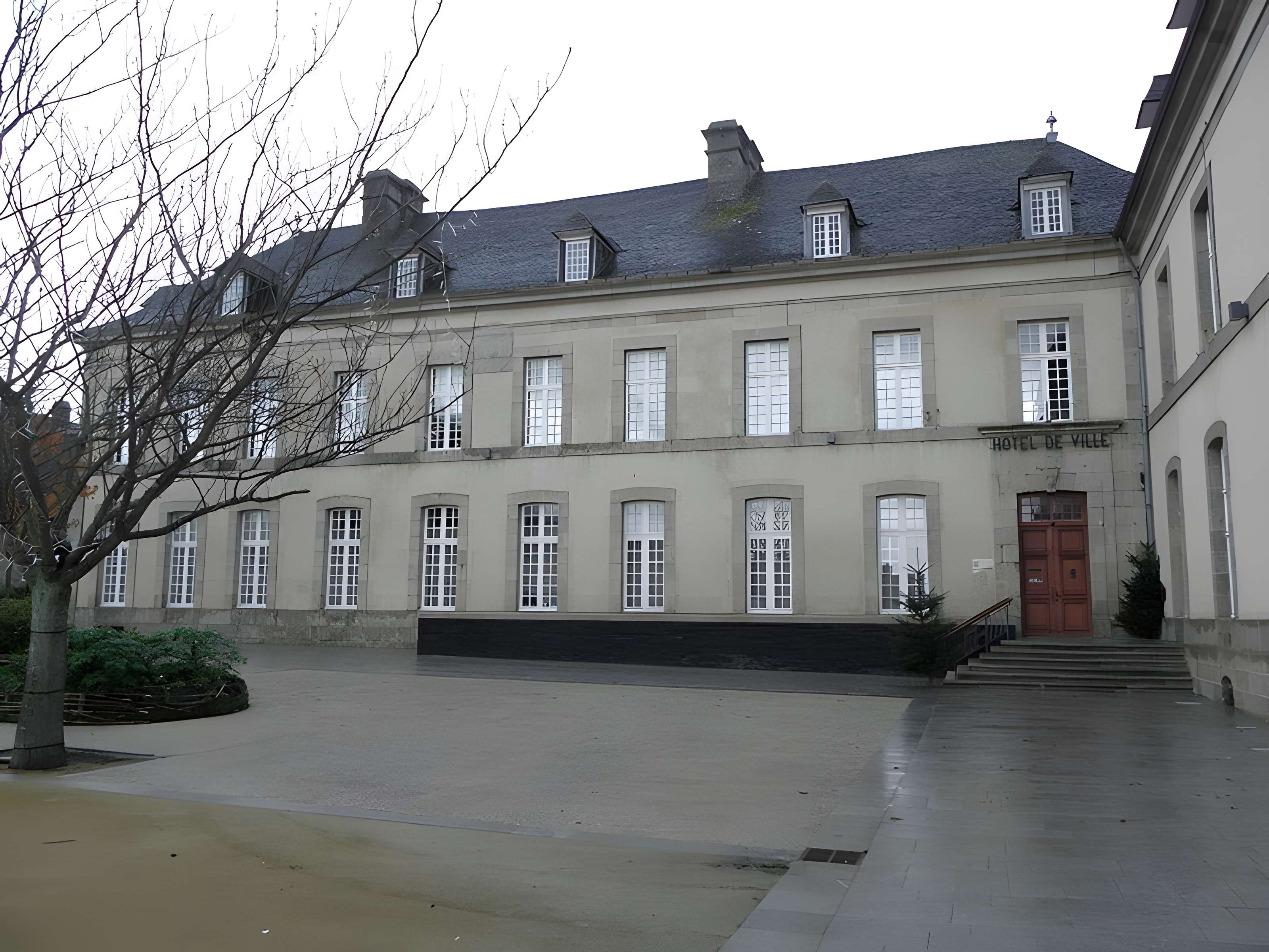 Palais épiscopal de Saint-Pol-de-Léon 