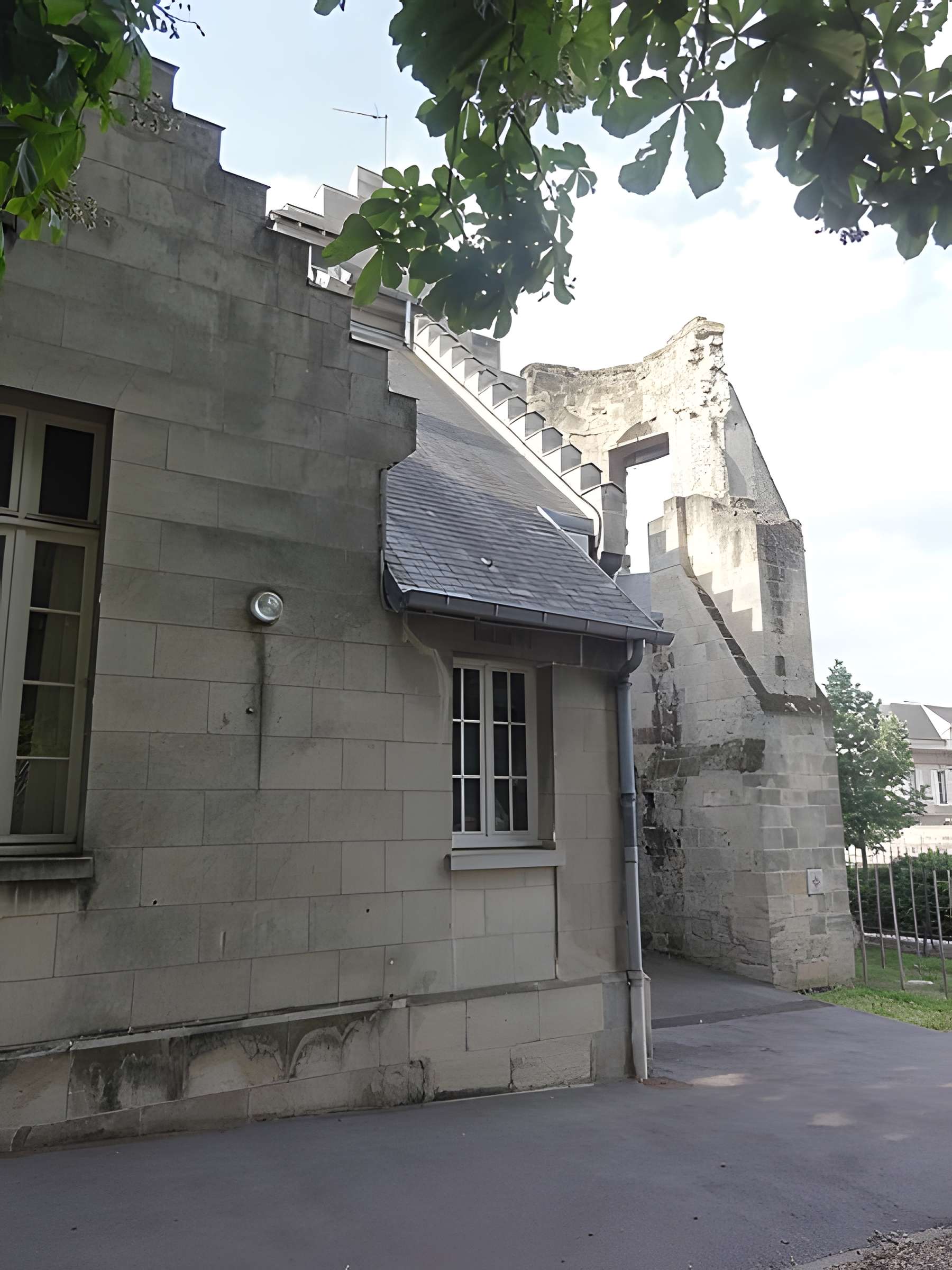 Palais épiscopal de Soissons