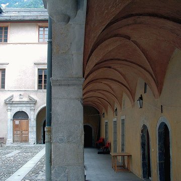 Palais épiscopal de Tarentaise à Moûtiers
