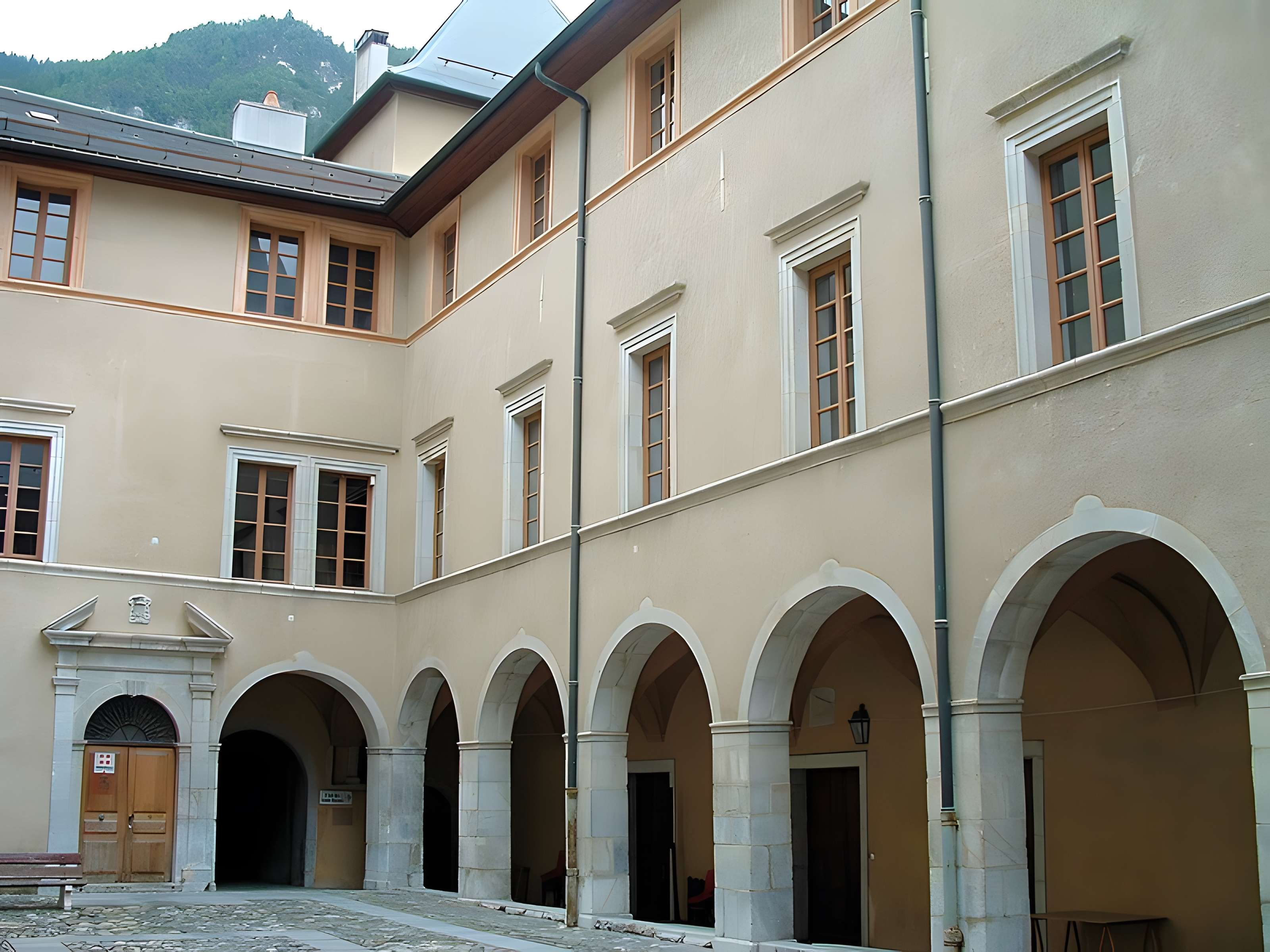 Palais épiscopal de Tarentaise à Moûtiers