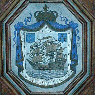 Ancien évêché, actuellement presbytère, mairie et hôtel de ville