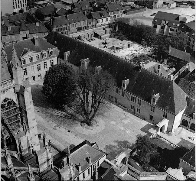 Palais épiscopal de Troyes