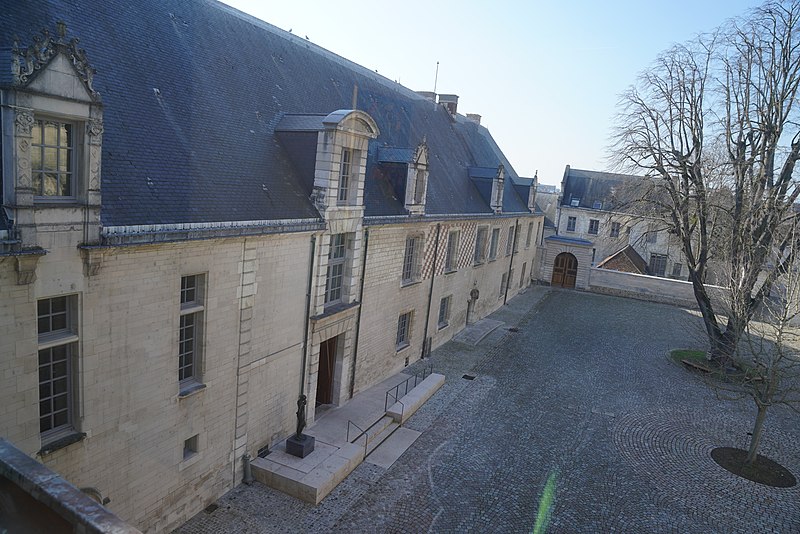 Palais épiscopal de Troyes