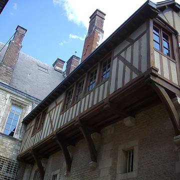 Palais épiscopal de Troyes