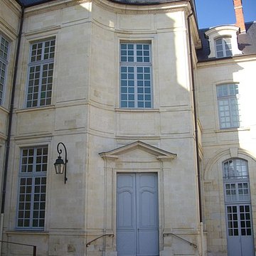 Palais épiscopal dOrléans