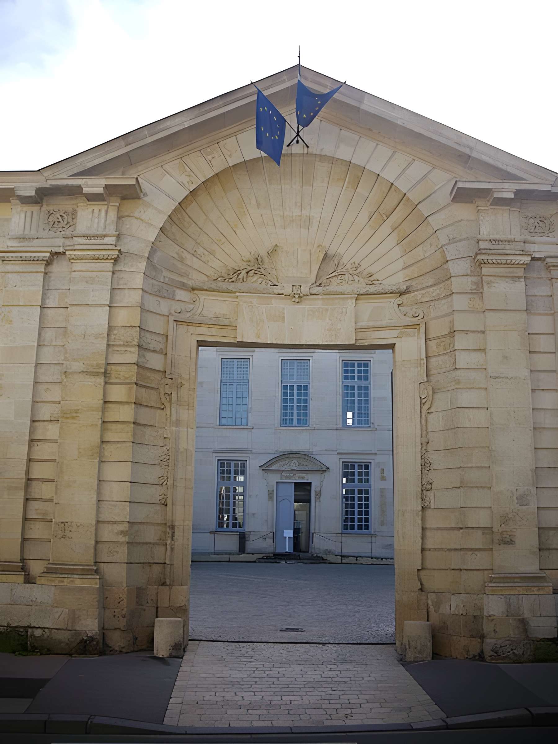 Palais épiscopal d'Orléans