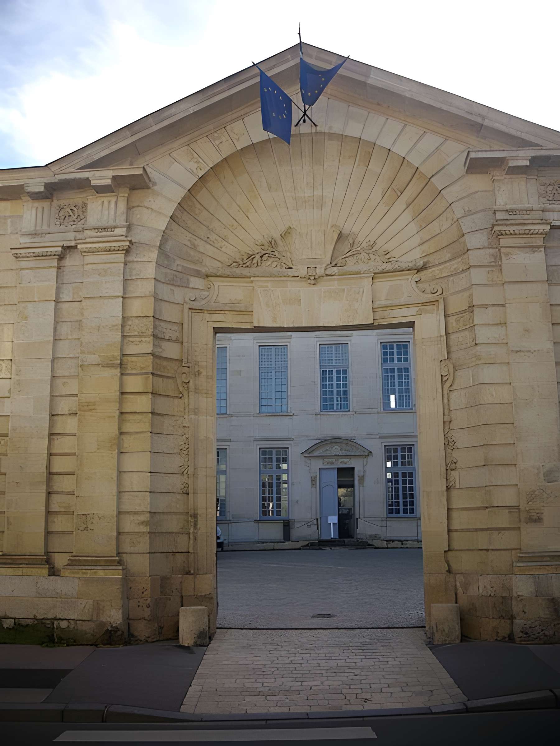 Palais épiscopal d'Orléans