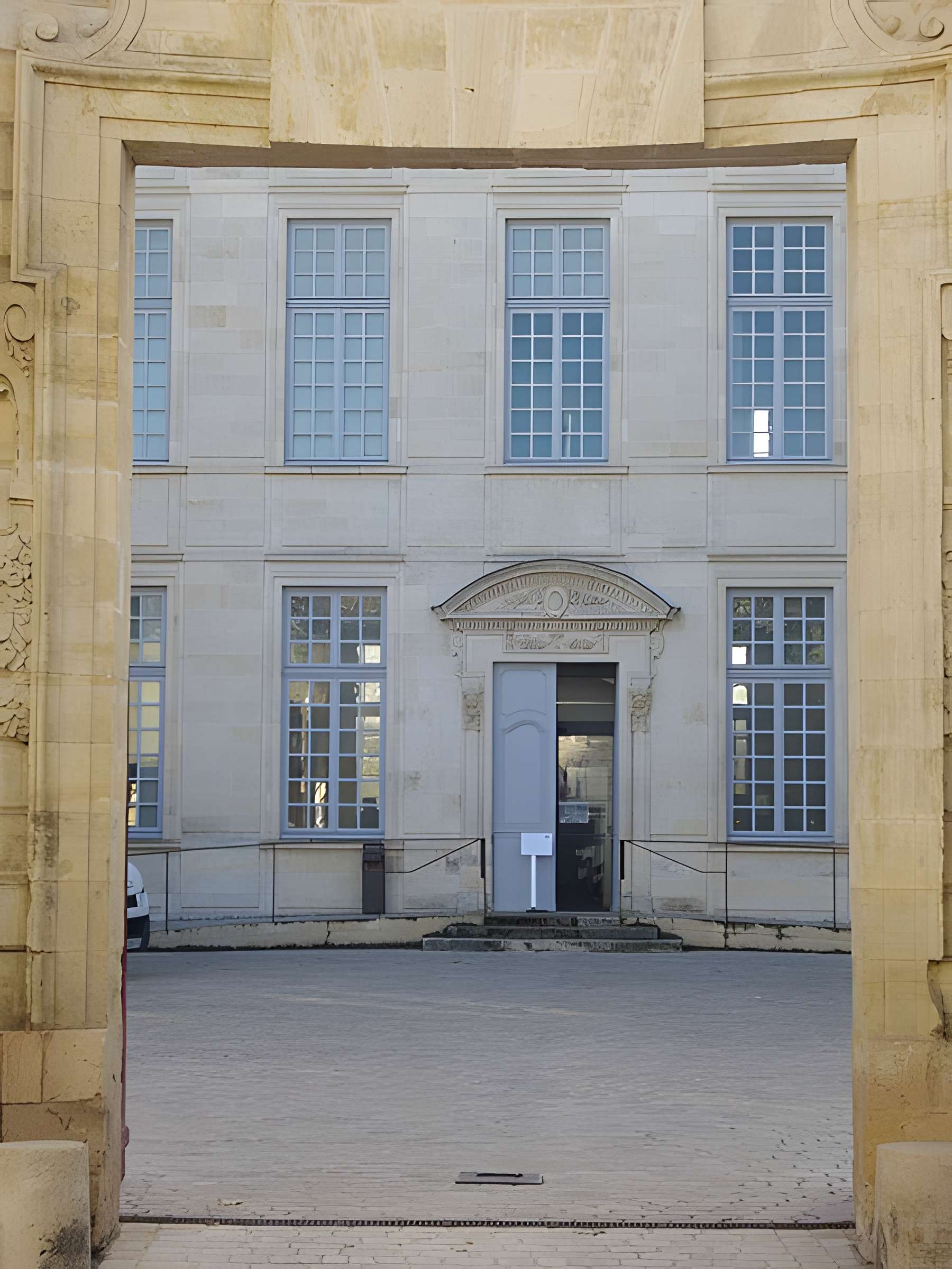 Palais épiscopal d'Orléans